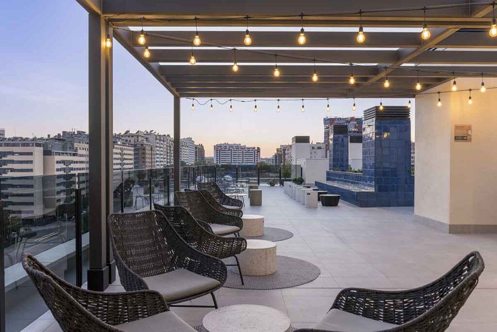 Be Casa Valdebebas, Alfaro-Manrique