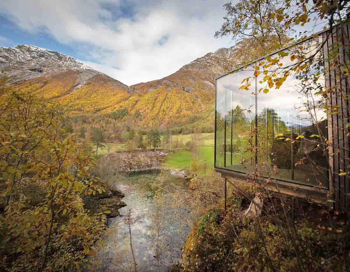 Juvet Landscape Hotel: ex machina