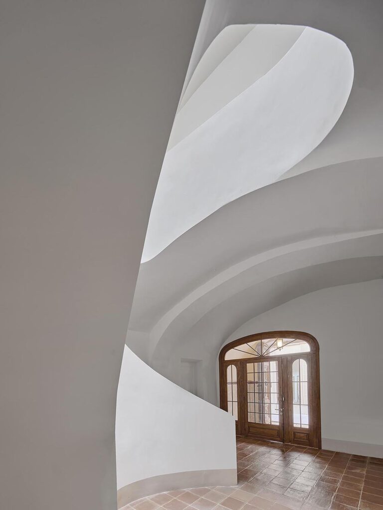 Can Mascort Eco Hotel Moom Architects