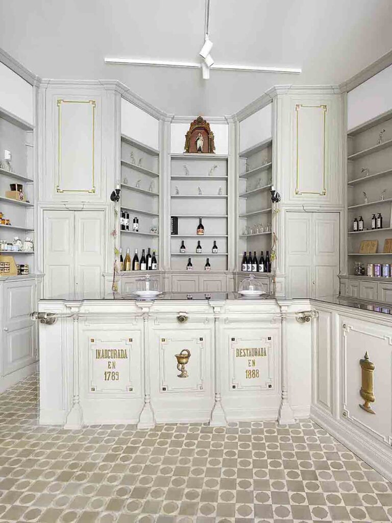 Can Mascort Eco Hotel Moom Architects