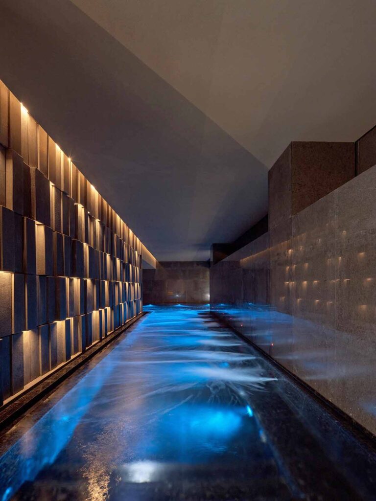 Qushui-Lanting Resort Hotel