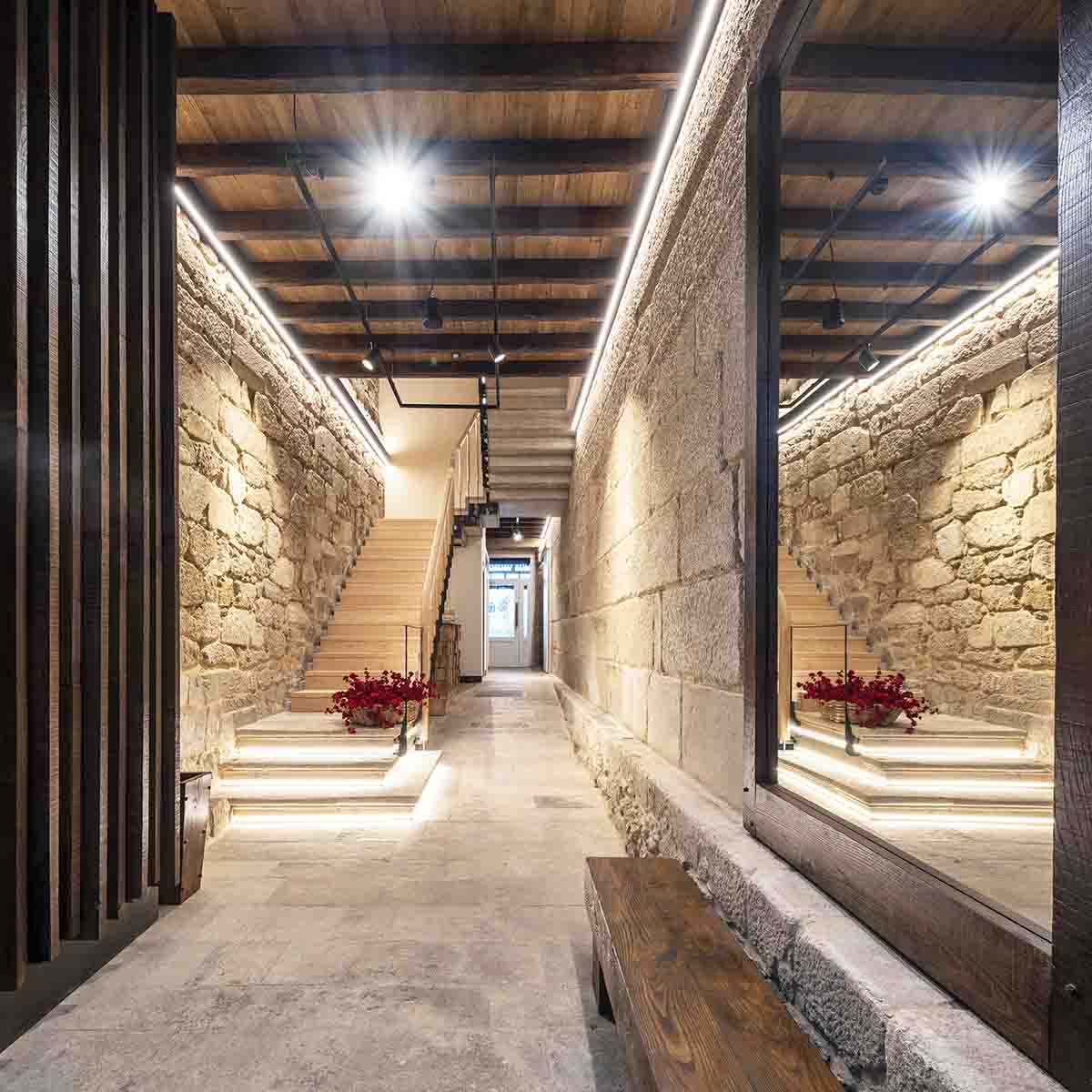 Hotel Acouga Ourense, Mol Arquitectura