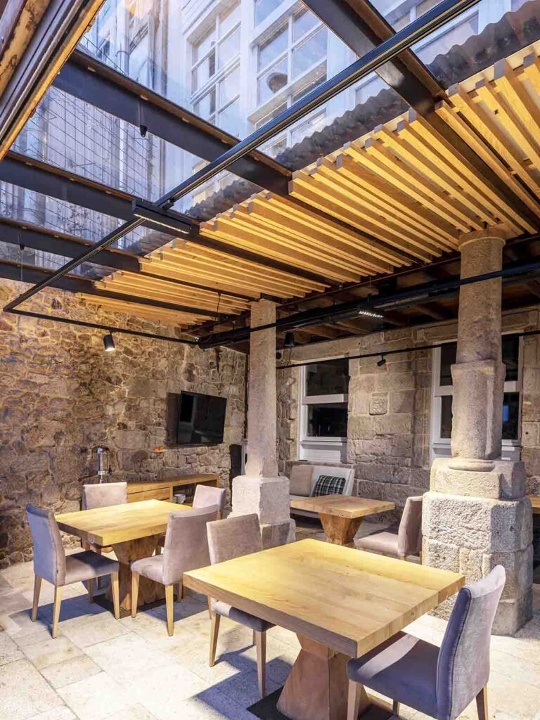 Hotel Acouga Ourense, Mol Arquitectura